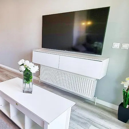Cibeles 904. Moderm With Sea Views In Centre. Apartamento Marbella